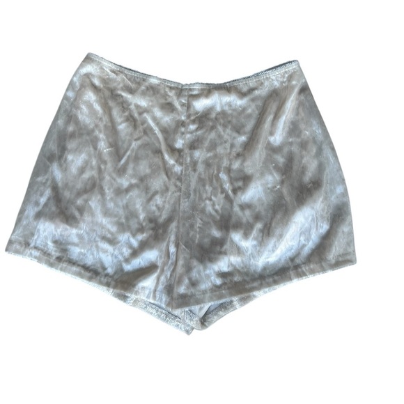 Urban Outfitters Light gold Shimmery eyelash unicorn High Waist shorts size 4 - Picture 4 of 10
